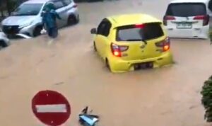 KPU Kota Batam Didesak Agar Materi tentang Cara Mengatasi Banjir Ada di Debat Pilkada 2024 Sekum HMI Sofian Desak KPU Kota Batam Masukkan Materi tentang Cara Mengatasi Banjir di Debat Pilkada 2024