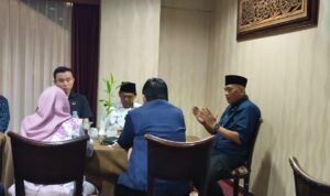 Rakor Anggota DPRD Kota Batam Partai NasDem, Pietra Paloh Semuanya Solid Menangkan Cakada Murni di Plikada 2024 Rakor Anggota DPRD Kota Batam Partai NasDem, Pietra Paloh: Semuanya Solid Menangkan Cakada Murni di Plikada 2024
