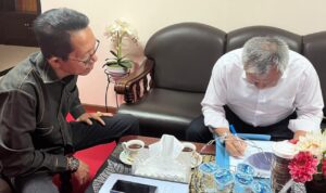 Amsakar Achmad Lulus dengan Predikat A di Materi Pengembangan Batam lewat Kebijakan Ex Officio