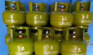 Warga Merasa Kesulitan Dapat Gas 3 Kg, Dimana Pengawasan Dinas Terkait dan Anggota DPRD Kota Batam?