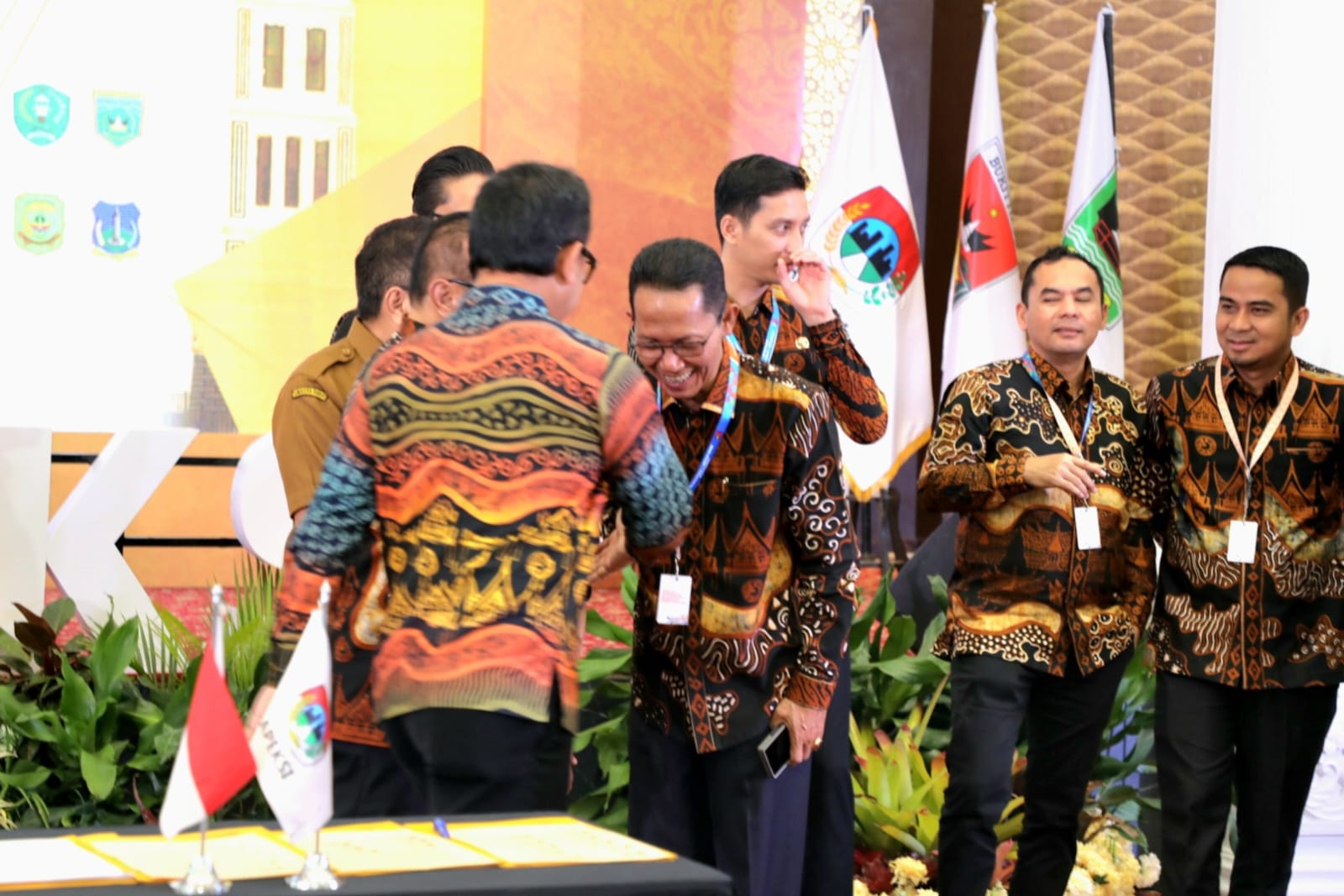 Muskomwil I APEKSI Tahun 2025, Wali Kota Batam Dorong Kolaborasi dan Gagasan Kreatif untuk Bangun Daerah Muskomwil I APEKSI Tahun 2025, Wali Kota Batam Dorong Kolaborasi dan Gagasan Kreatif untuk Bangun Daerah