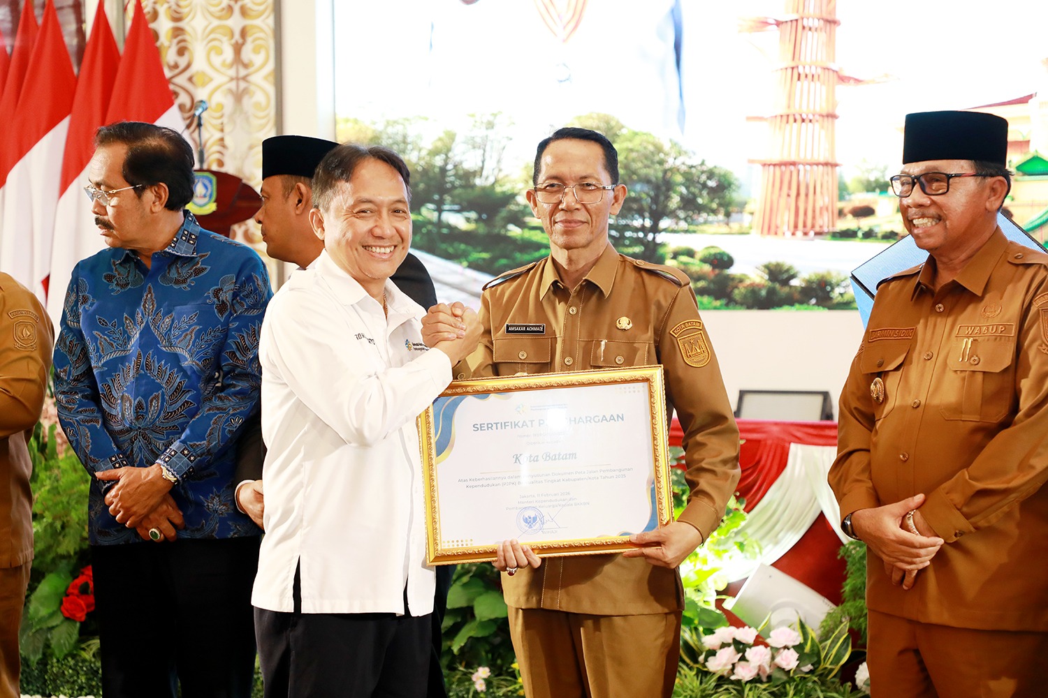 Batam Tunjukkan Kinerja, Wali Kota Amsakar Dorong Kolaborasi di Musrenbang Kepri Batam Tunjukkan Kinerja, Wali Kota Amsakar Dorong Kolaborasi di Musrenbang Kepri