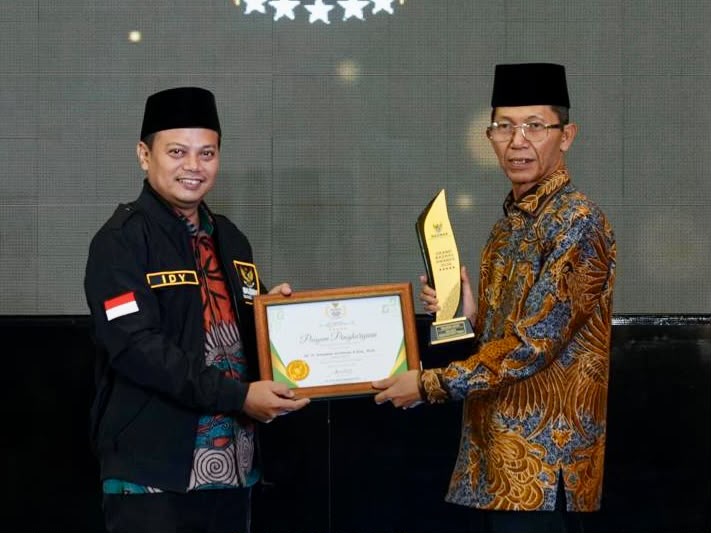 Wali Kota Batam Amsakar Achmad Raih Penghargaan Pendukung Zakat Terbaik Tahun 2026
